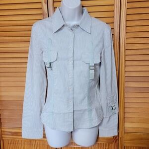 On Une Y2K Vintage Buttoned Down Shirt sz Medium